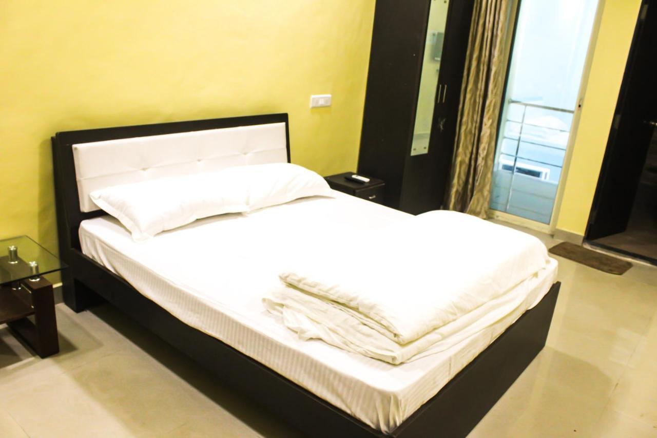 Sp Resort Panvel Chauk Eksteriør billede