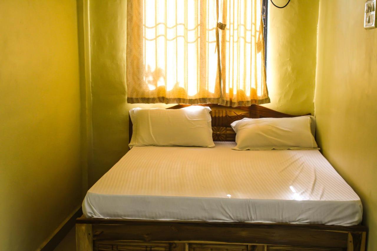 Sp Resort Panvel Chauk Eksteriør billede
