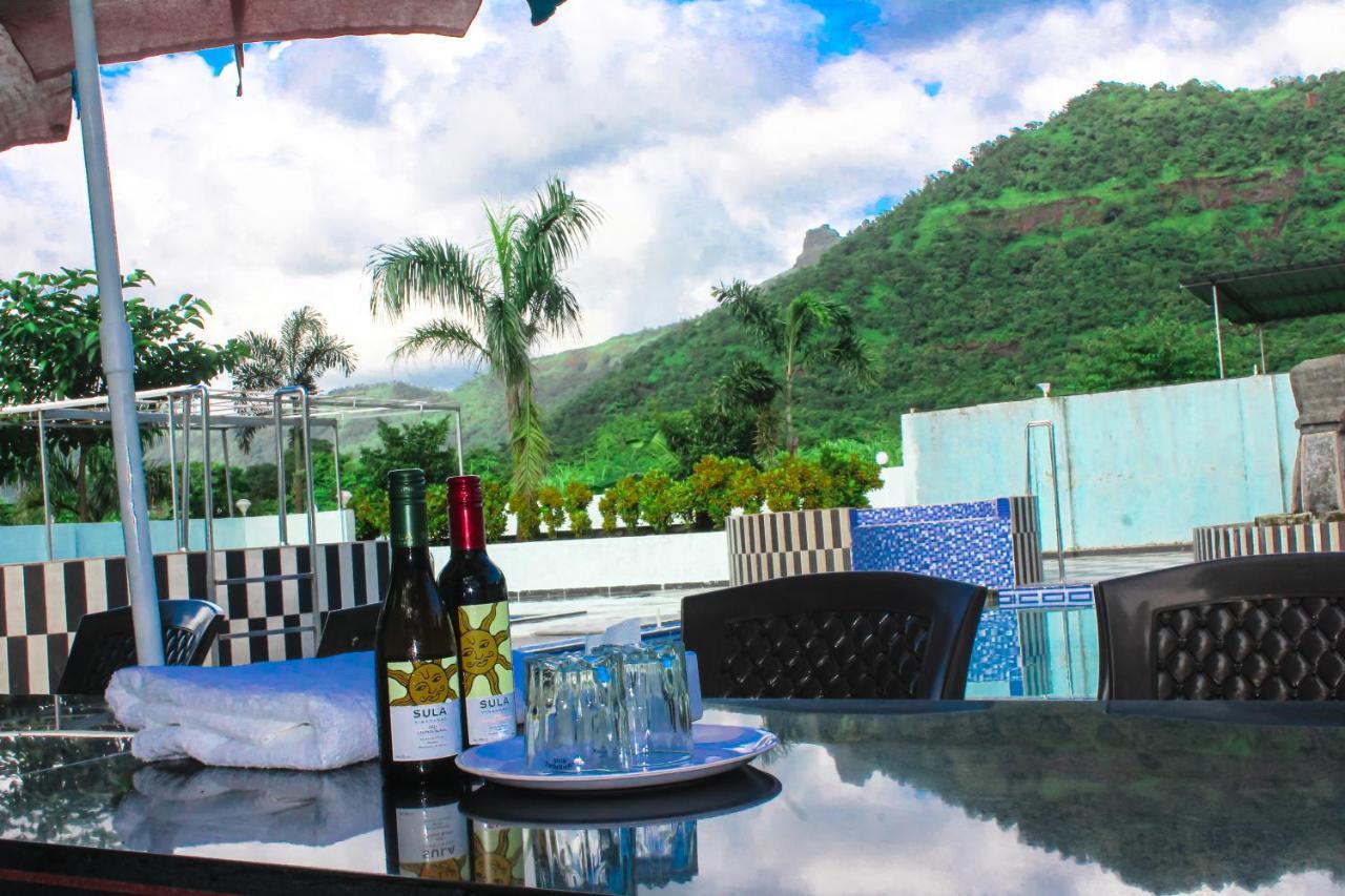 Sp Resort Panvel Chauk Eksteriør billede
